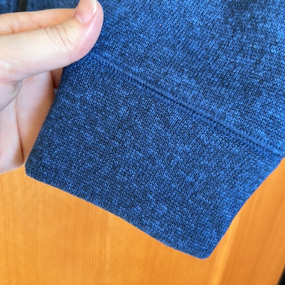 Excellent Condition Men’s Banana Republic Navy Full Zip-up Sweater (Large) - Picture 3 of 5